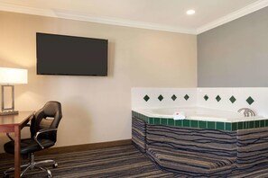 Studio suite, 1 kingsize bed, niet-roken | Luxe beddengoed, pillowtop-bedden, een bureau, een laptopwerkplek