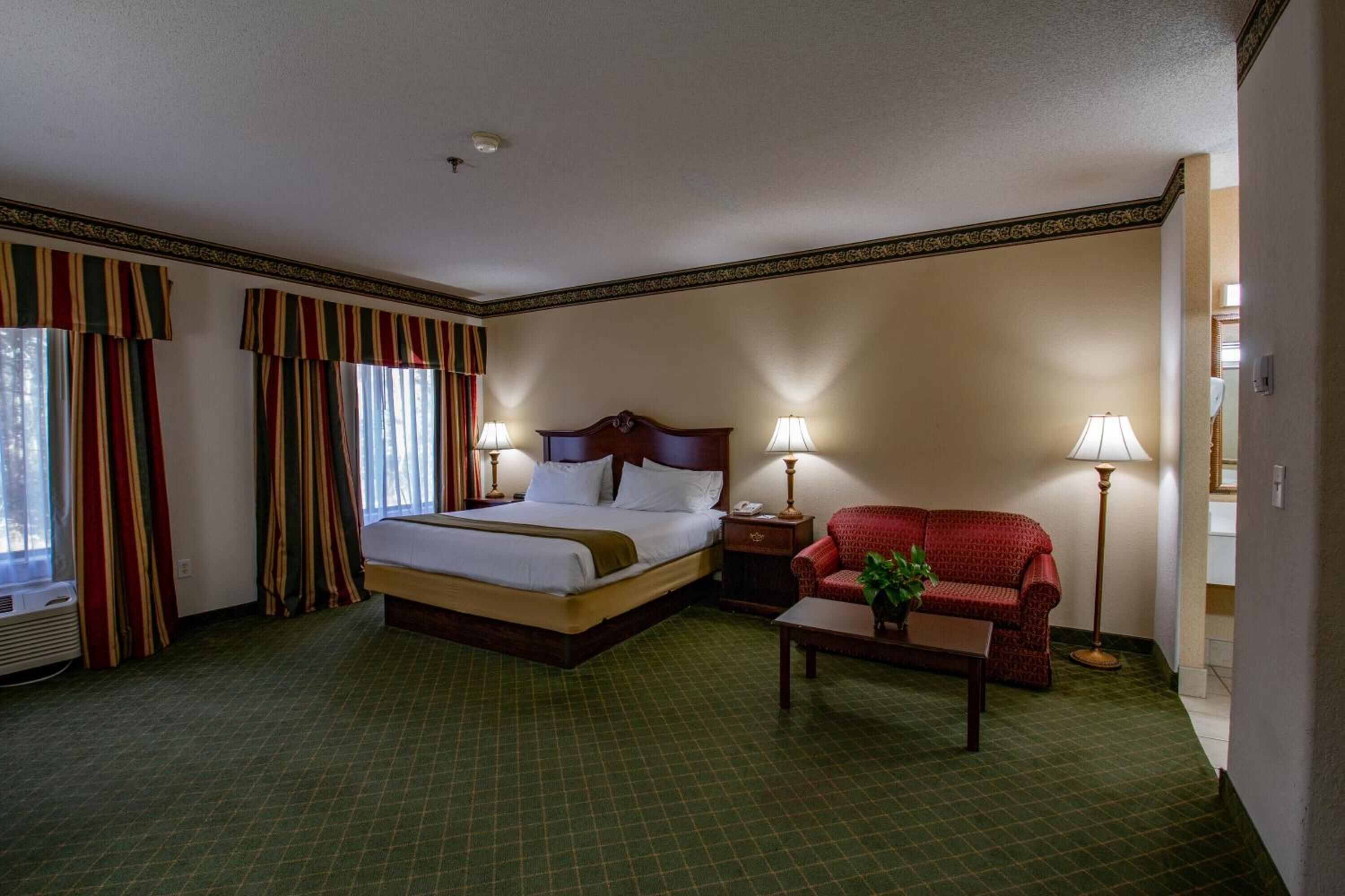 in-room safe, desk, laptop workspace, iron/ironing board