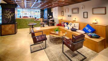 Petit déjeuner continental (6.00 USD par personne)