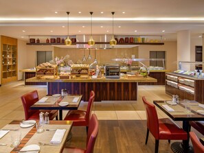 Daily buffet breakfast for a fee