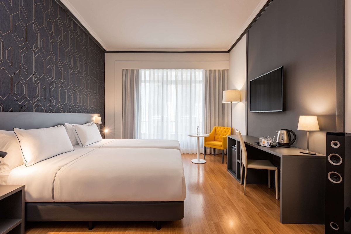 Minibar, in-room safe, desk, blackout curtains