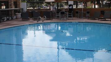 Alberca al aire libre