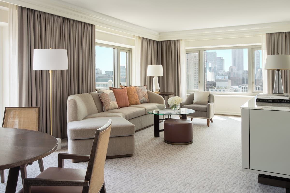 Deluxe Suite, 1 Bedroom | 1 bedroom, premium bedding, minibar, in-room safe