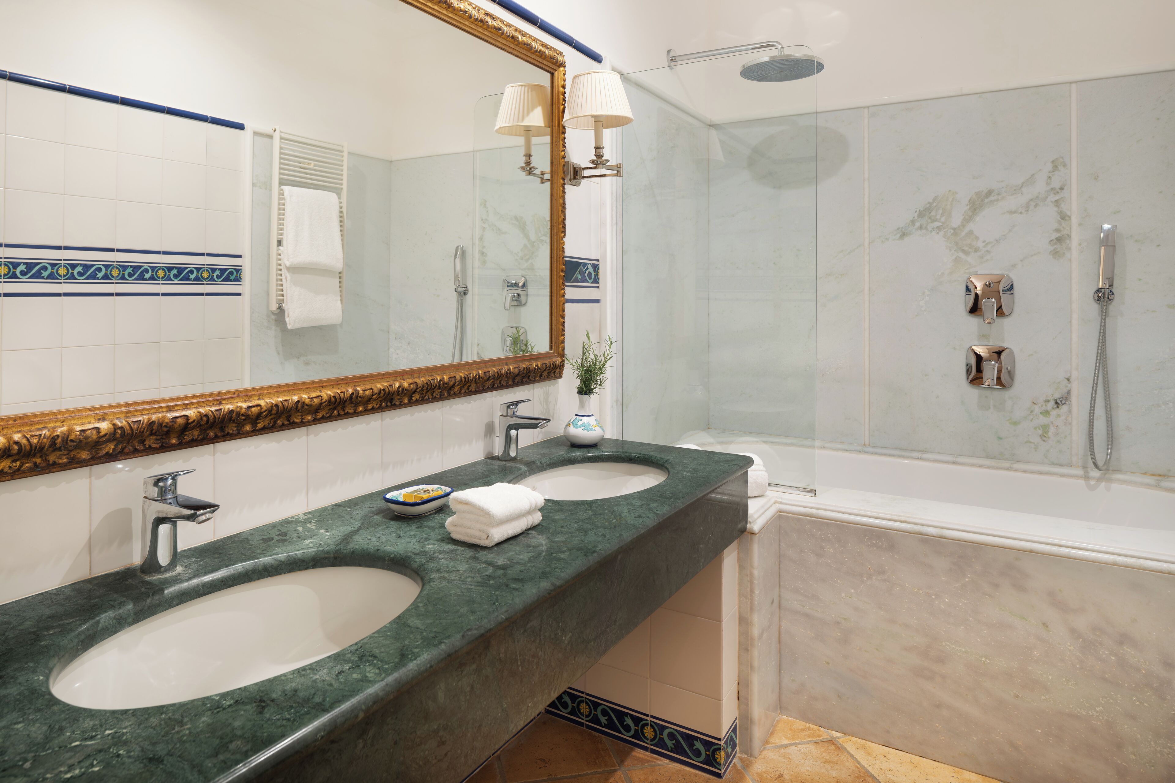 Foto - Caesar Augustus Hotel