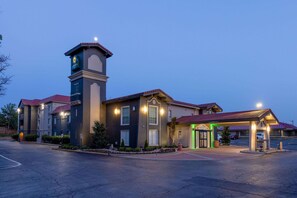 Exterior - La Quinta Inn by Wyndham Kansas City Lenexa (Lenexa)