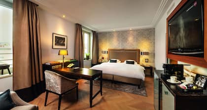 Hotel Maximilian's