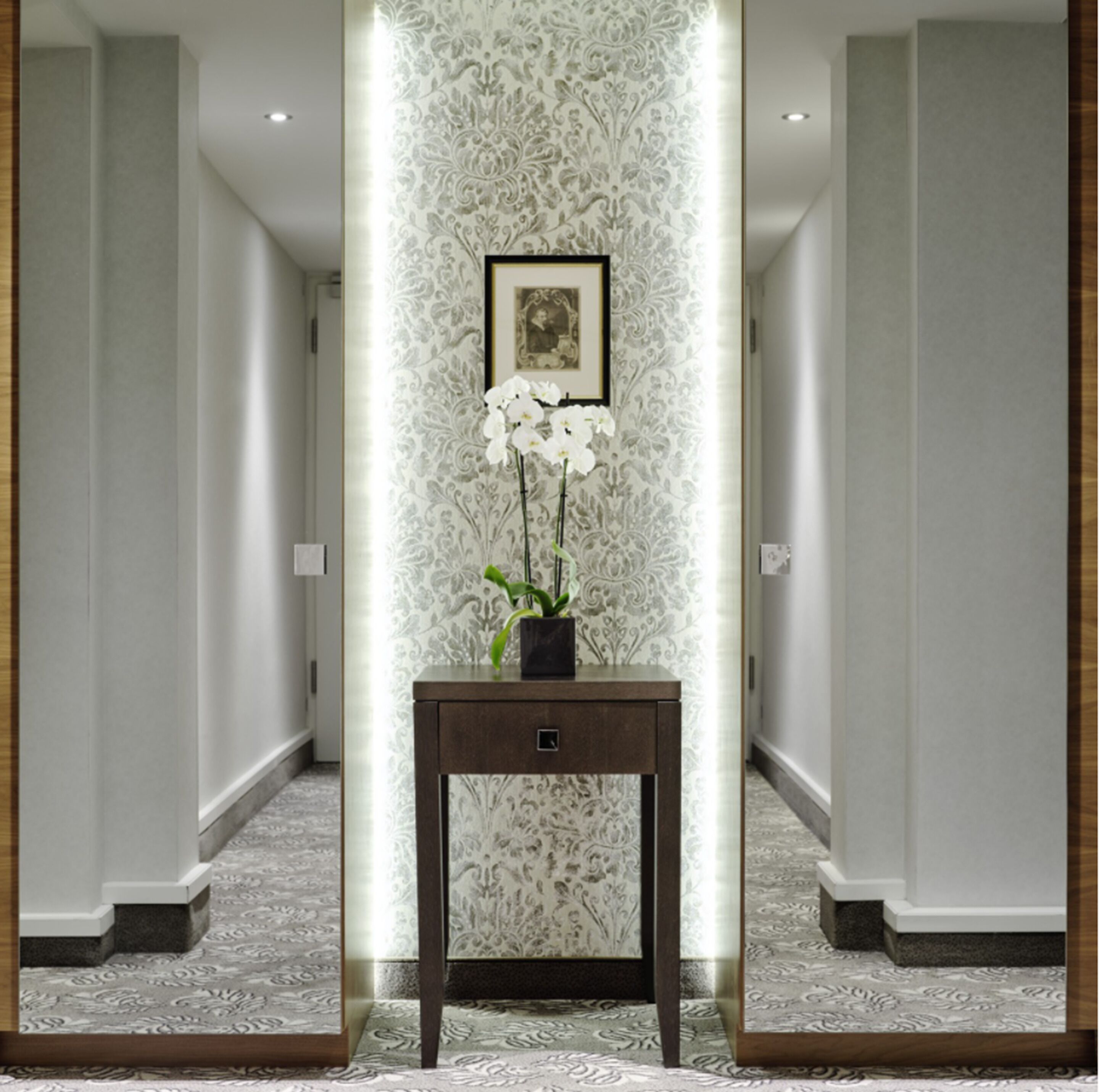 suite (paganini) | living area | 43-inch flat-screen tv with satellite channels, tv, ipad