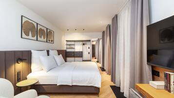 Schaezler Suite 1 | Hochwertige Bettwaren, Minibar, Zimmersafe, individuell dekoriert