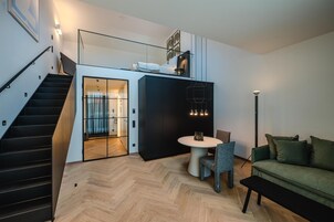 Urban Pool Suite | Roupas de cama premium, frigobar, cofres nos quartos