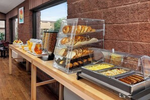 Free daily full breakfast 