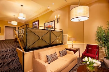 32-inch flat-screen TV with cable channels, TV, iPod dock at The Algonquin Hotel Times Square, Autograph Collection