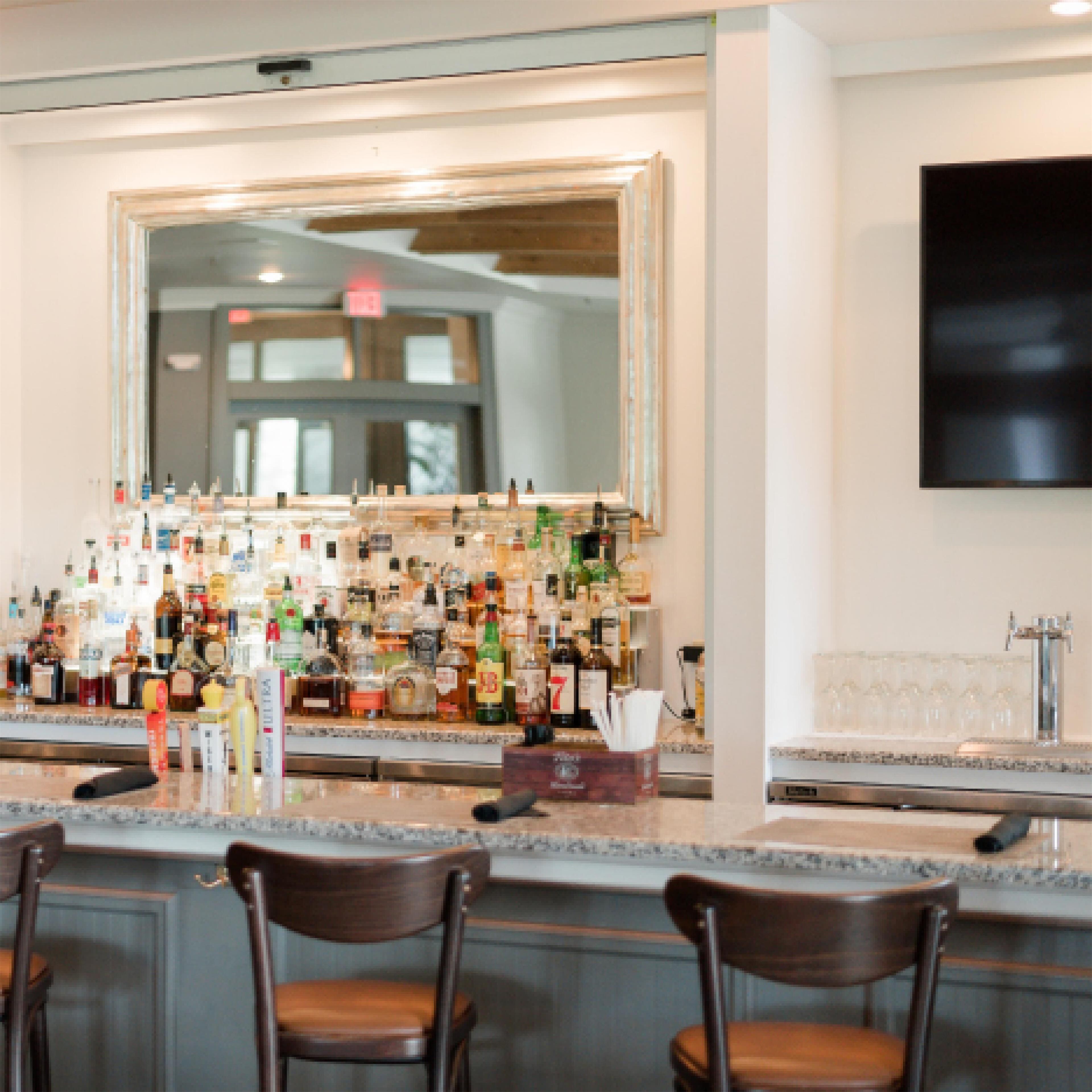 breakfast, lunch and dinner served