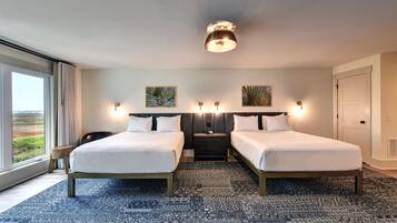 1 間睡房、高級寢具、房內夾萬、熨斗/熨衫板