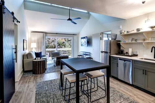 Fridge, microwave, coffee/tea maker