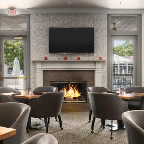 Breakfast, lunch and dinner served - Sea Palms Resort St Simons Island (St. Simons Island)