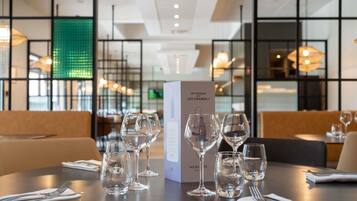 Lunch, dinner served; French cuisine, al fresco dining