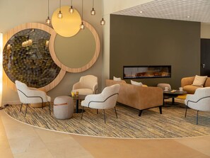 Bar (on property) - Mercure Auxerre Autoroute du Soleil (Appoigny)