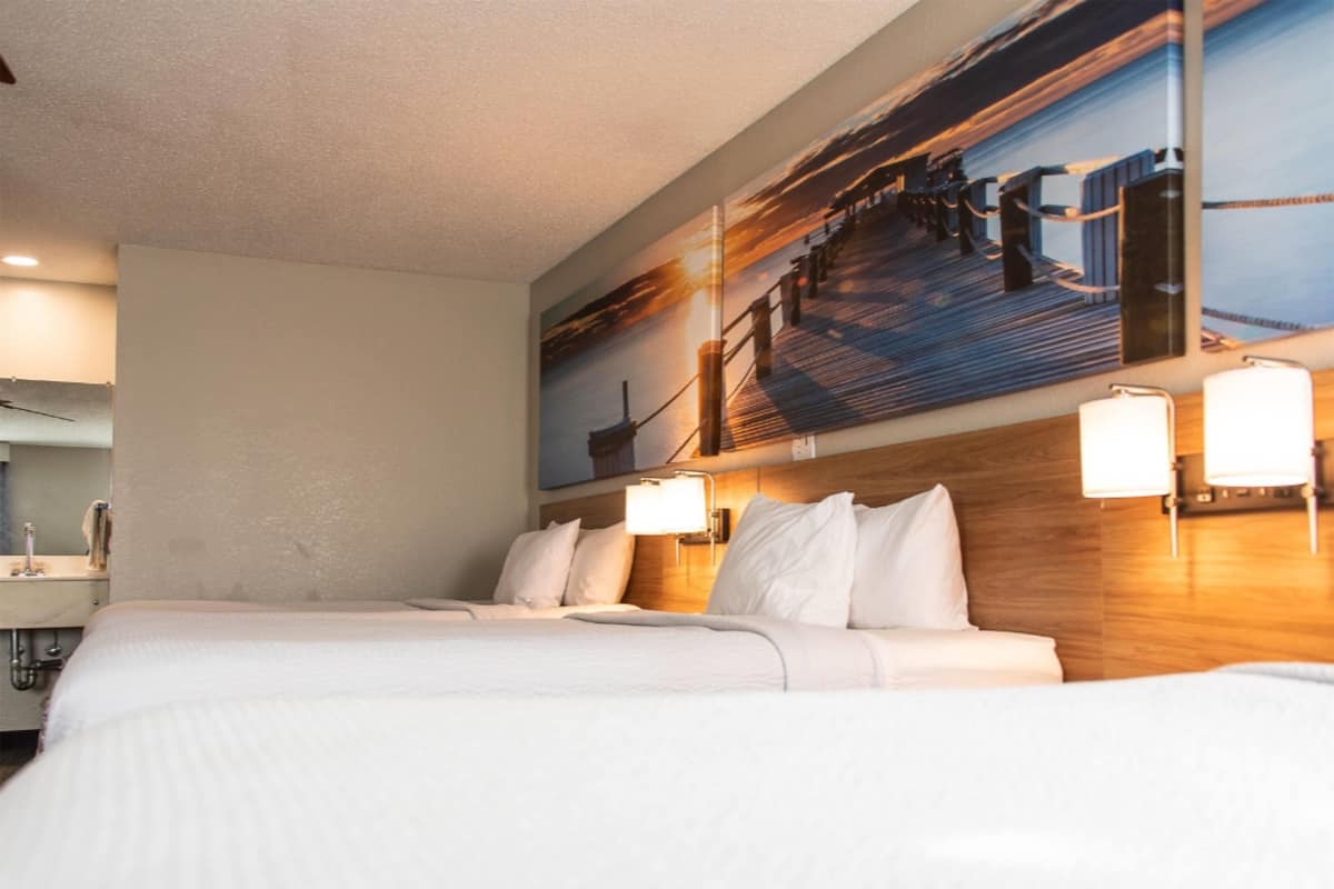 Room, Multiple Beds, Non Smoking (Exterior) | Desk, iron/ironing board, free cribs/infant beds, free WiFi
