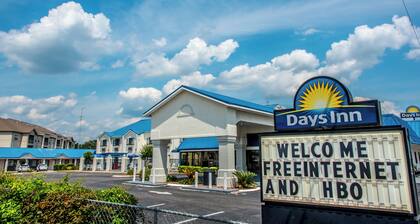 Days Inn by Wyndham Troy