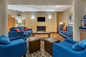 Lobby - Comfort Inn West Hazleton (Hazleton)