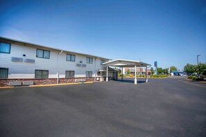 Exterior - Motel 6 Gresham, OR - Portland (Gresham)