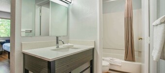 Motel 6 Gresham, OR - Portland