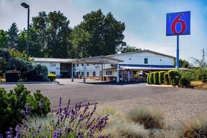 Exterior - Motel 6 Gresham, OR - Portland (Gresham)