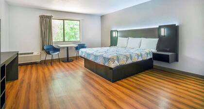 Motel 6 Gresham, OR - Portland