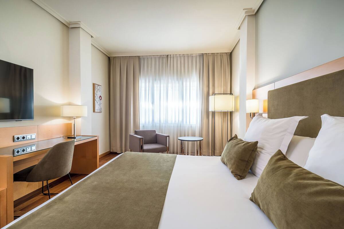 Chambre Supérieure (con vistas) | Literie de qualité supérieure, matelas mémoire de forme, minibar