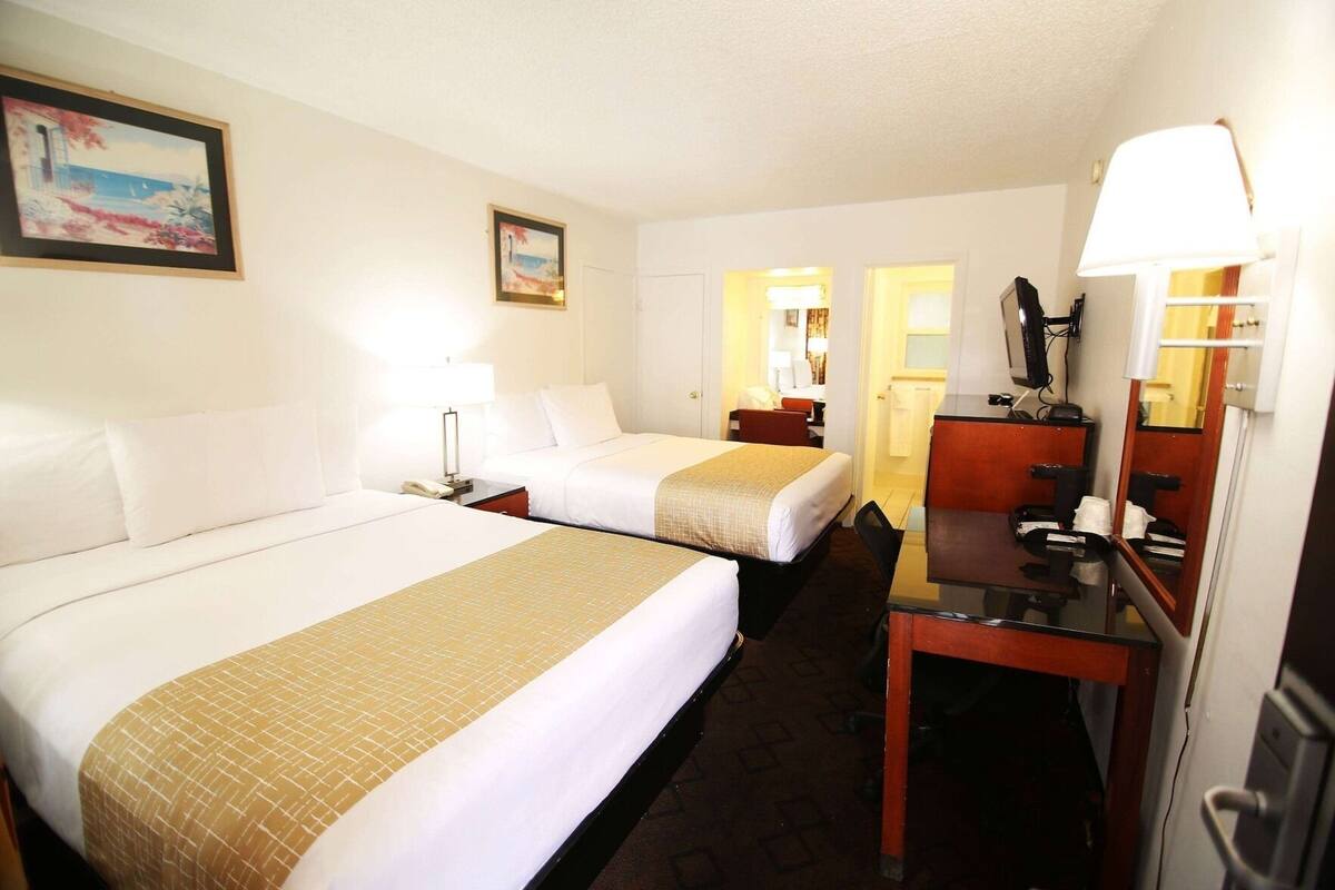 In-room safe, desk, blackout curtains, iron/ironing board (on request)