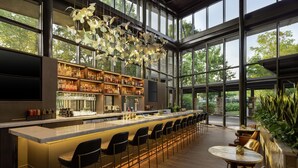 3 quầy bar/khu lounge, quầy bar bên hồ bơi 