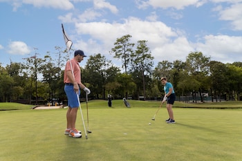 Golf at The Woodlands Resort, Curio Collection by Hilton