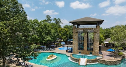 The Woodlands Resort, Curio Collection by Hilton