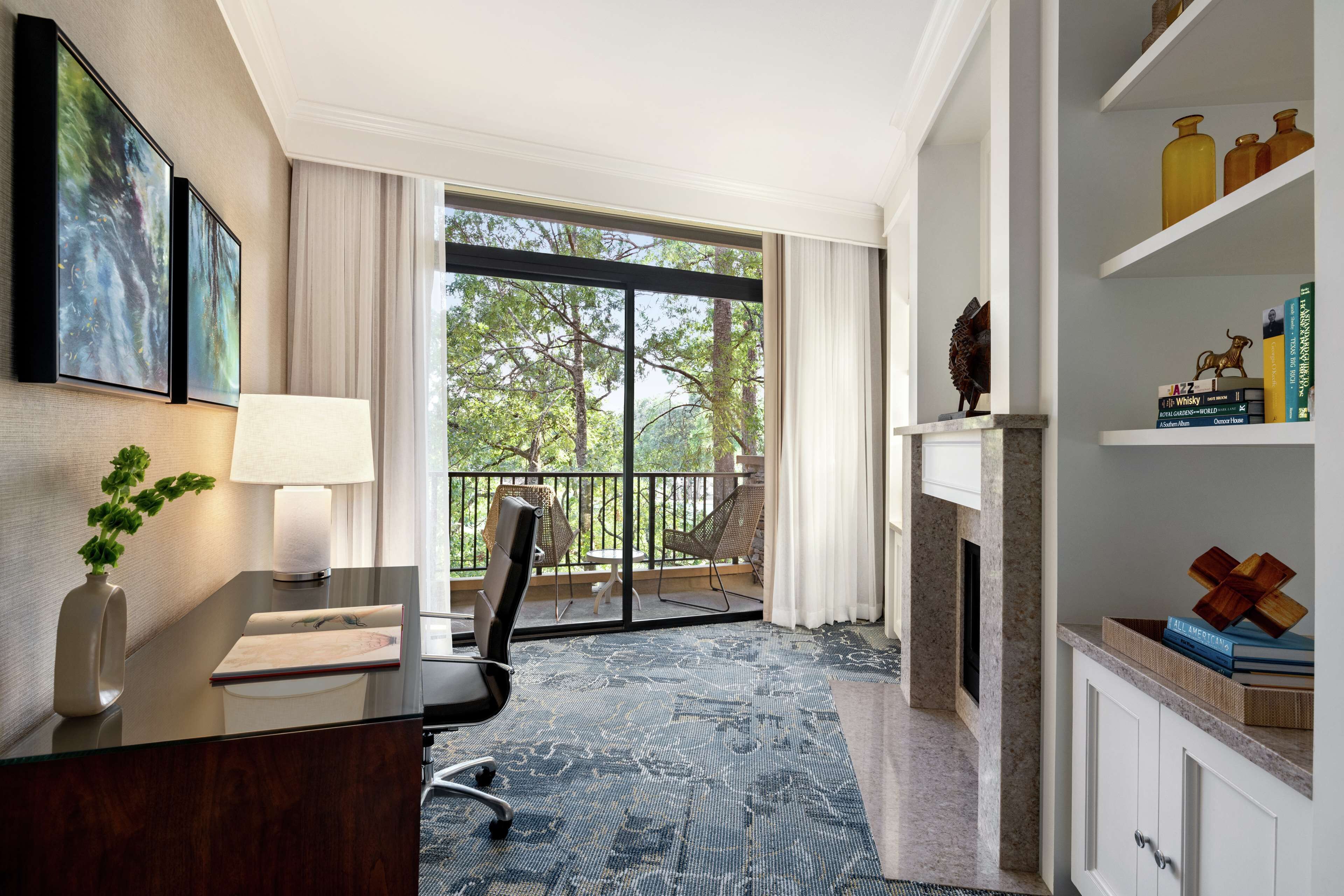 presidential suite, 1 bedroom | premium bedding, in-room safe, desk, laptop workspace