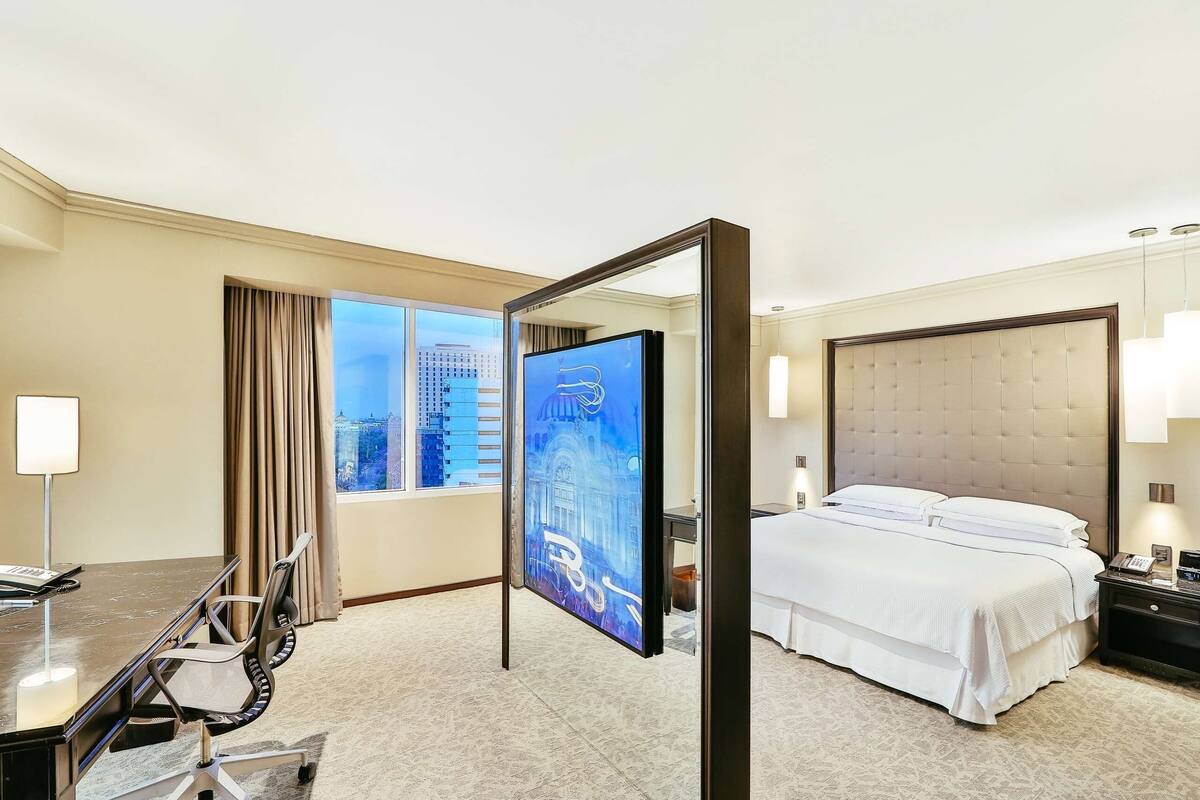 Suite Premium Level | 오리/거위털 이불, 미니바, 객실 내 금고, 책상
