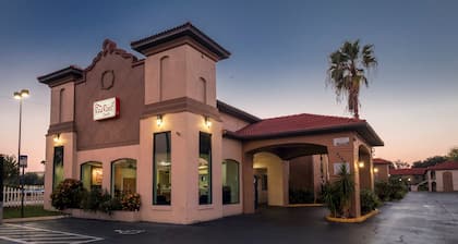 Red Roof Inn Orlando South - Florida Mall