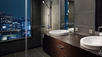 Executive-Zimmer, Raucher (2 beds) | Zimmersafe, Schreibtisch, Verdunkelungsvorhänge, kostenloses WLAN