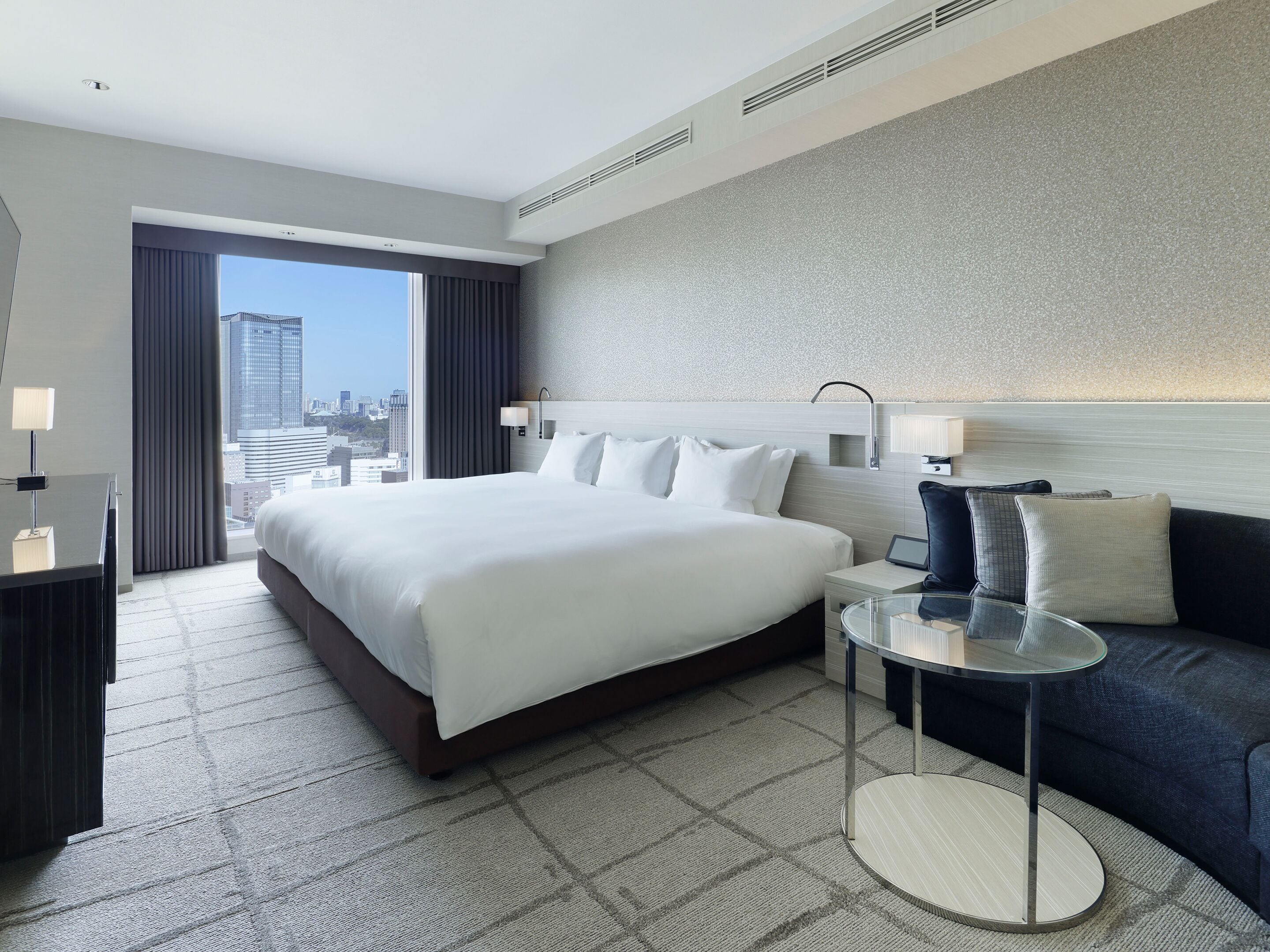 In-room safe, desk, blackout curtains, free WiFi
