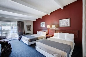 1 bedroom, desk, laptop workspace, blackout curtains