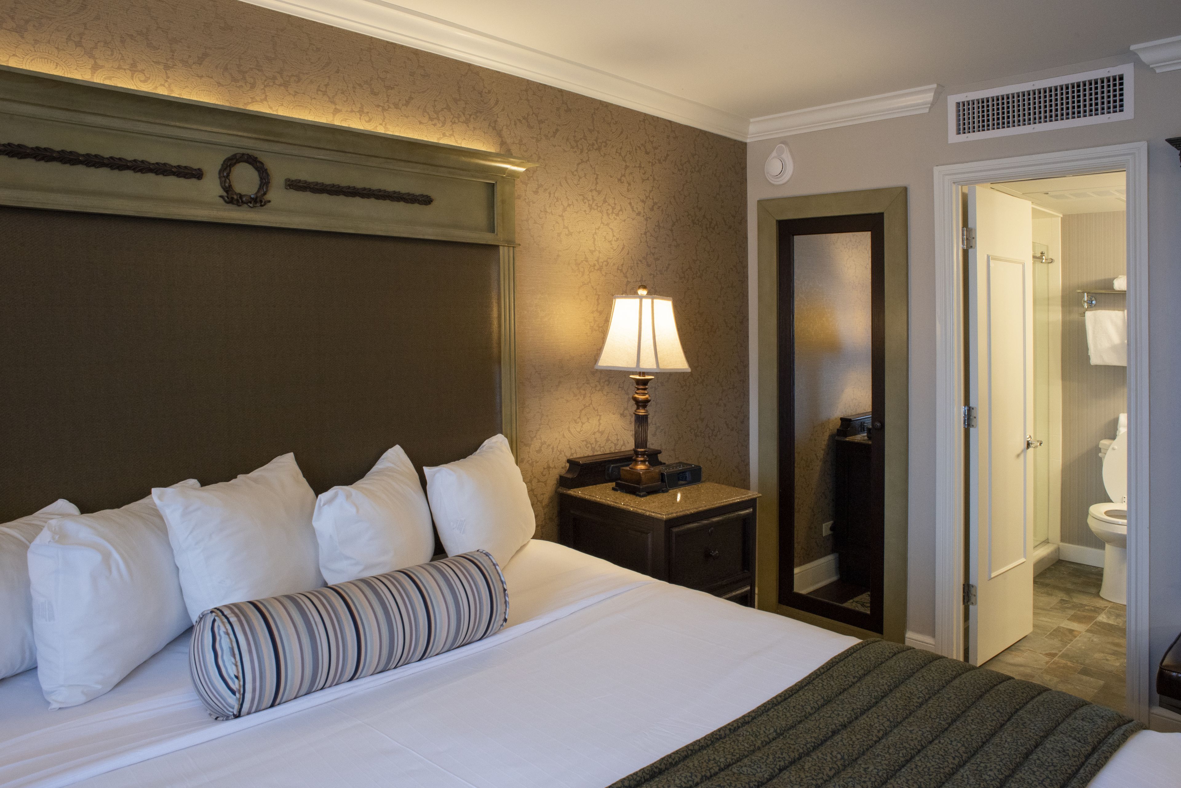 in-room safe, desk, iron/ironing board, free wifi