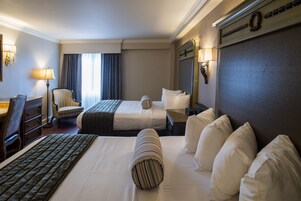 Deluxe Room, 2 Queen Beds