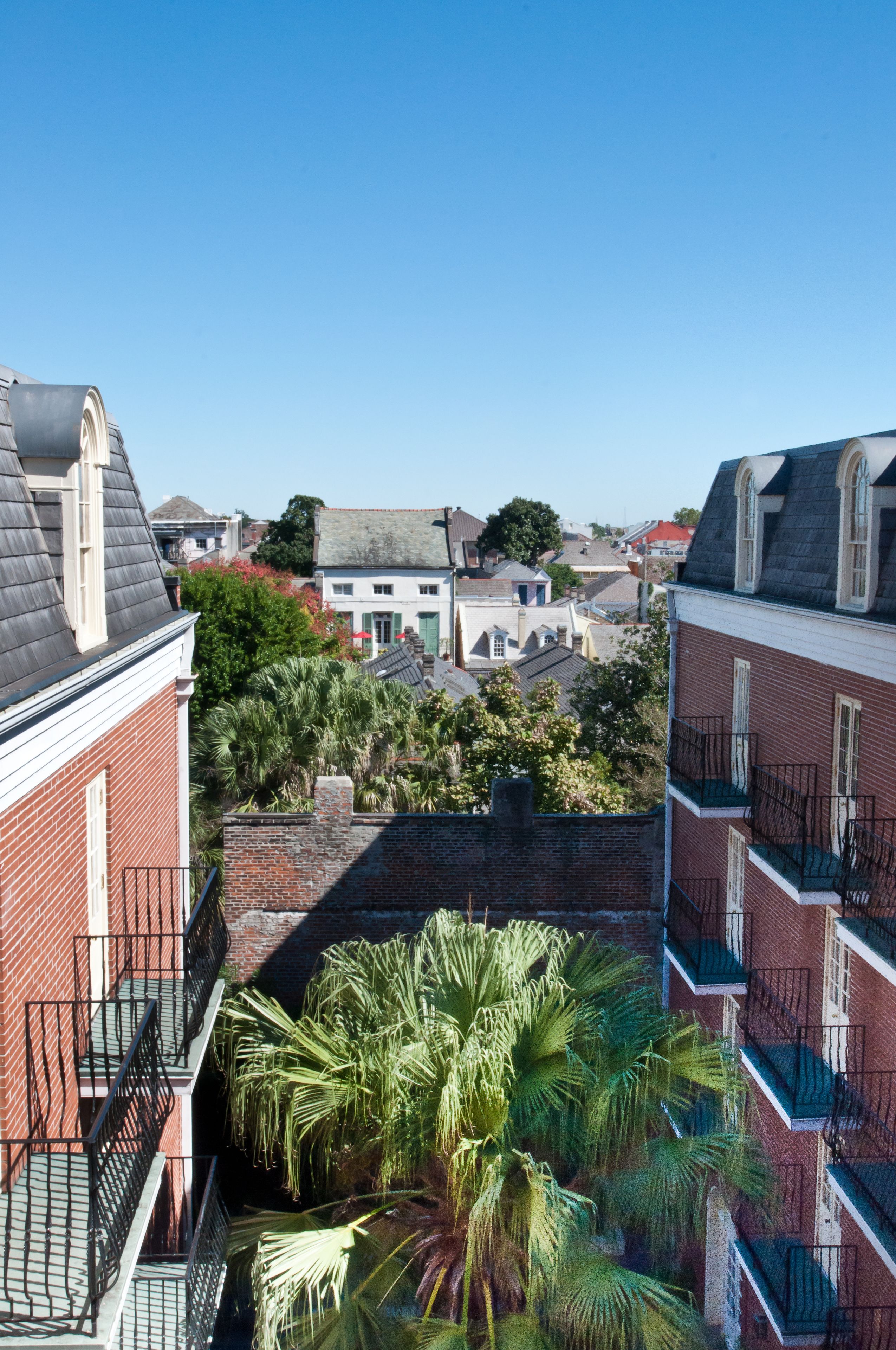 room, 2 queen beds, balcony, courtyard view | balcony view