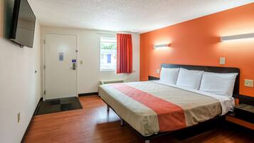 Free WiFi, bed sheets