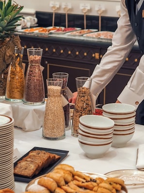 Daily buffet breakfast (EUR 62.50 per person)