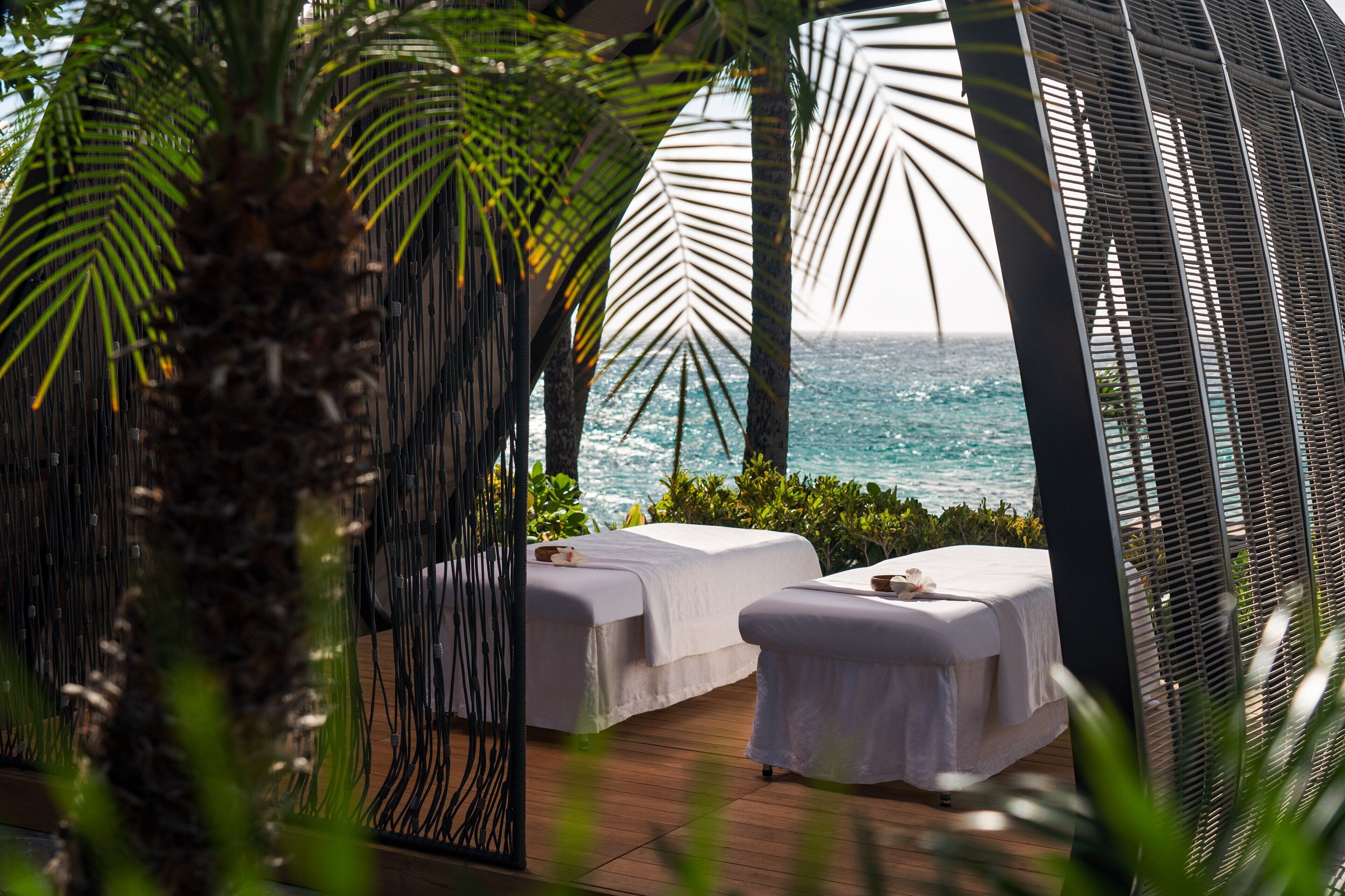 couples treatment room(s), body treatments, hot stone massages