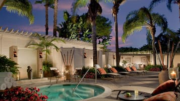 Couples treatment room(s), sauna, hot tub, steam room, body treatments