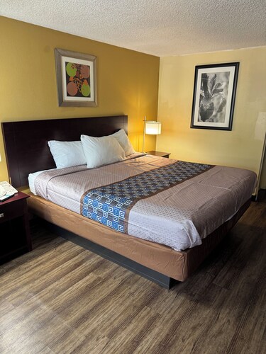 Somatel Goodlettsville