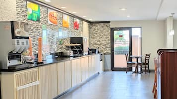 Dagelijks continentaal ontbijt inbegrepen