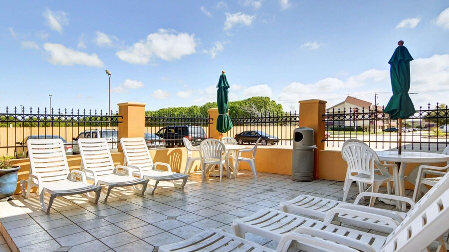 Quality Inn DFW Airport North