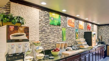 Free daily continental breakfast